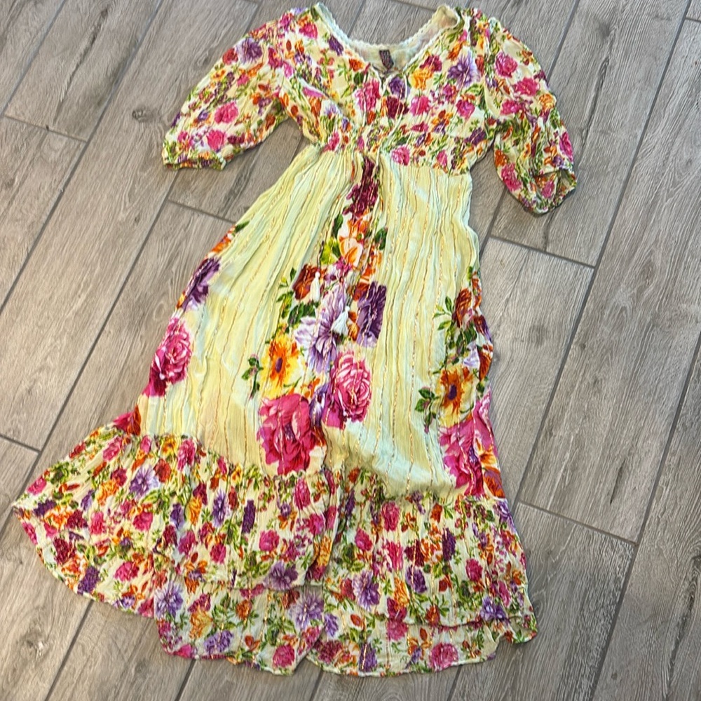 Floral V-Neck Maxi Dress